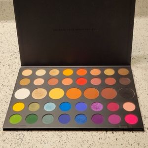 Morphe x James Charles palette - full size